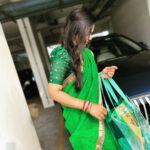 Manimegalai Instagram - Yaaru Indha Parrot nu Kandupidinga paapom 🦜😃 #feelingbeautiful 😛 #shoot
