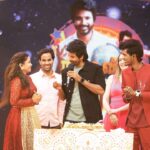Manimegalai Instagram - Happy Diwaliiii Chottiiiii’s 🎉🎉 Have a fun time watching Super Fun Diwali Spcl Show with @sivakarthikeyan & #prince Movie team - “ Namma Veetu Prince” on @vijaytelevision at 3:30 PM tomo 🎉 Director : @duraiadams EP : @surendarvr #diwali #AnchorManimegalai #sivakarthikeyan #vijaytelevision
