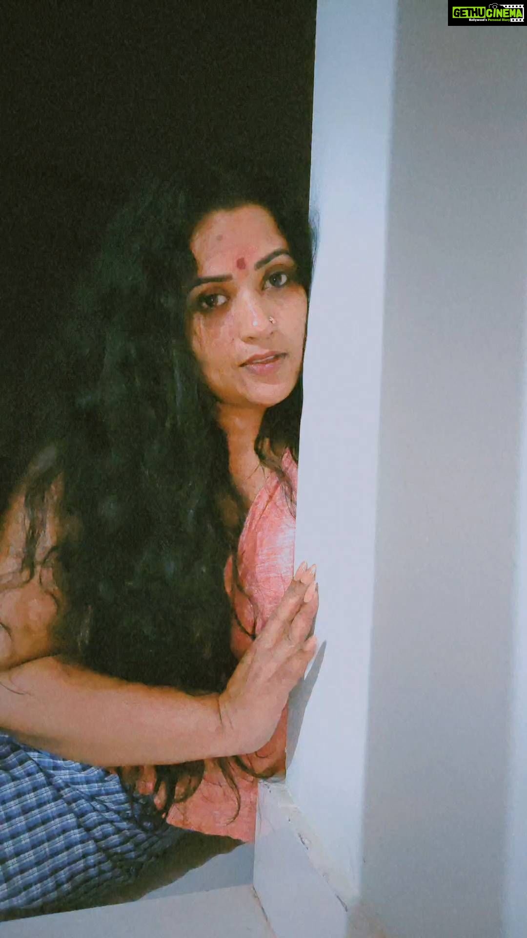 Manju Pathrose Instagram - Naa ketta appadi sollakkoodath😍🥰😘