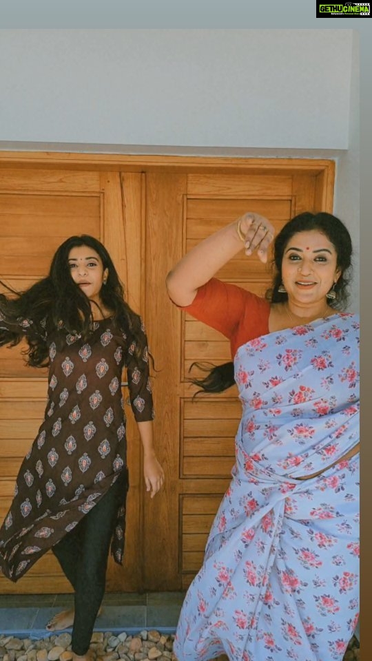 Manju Pathrose - 12.6K Likes - Pranayavarnnangal location dancers😁
@pra_nayavarnagal
@pranayavarnangal_official__fc
@zeekeralam