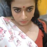 Manju Pathrose Instagram – Hi..ellarum evide?sukhamalle ❤️❤️❤️