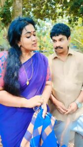 Manju Pathrose Instagram - എൻ്റെ മമ്മൂട്ടി എൻ്റെ സുകുവെട്ടൻ തന്നെ... മലയാളികൾ ഏറ്റവും കൂടുതൽ ആസ്വദിച്ച സിനിമകളിൽ ഒന്ന്.. തലയിണ മന്ത്രം ❣️❣️
#mammootty #urvashi #vinodkovoor #manjupathrose #comedy #comedyvideos #1 #100likes #1kfollowers #1k