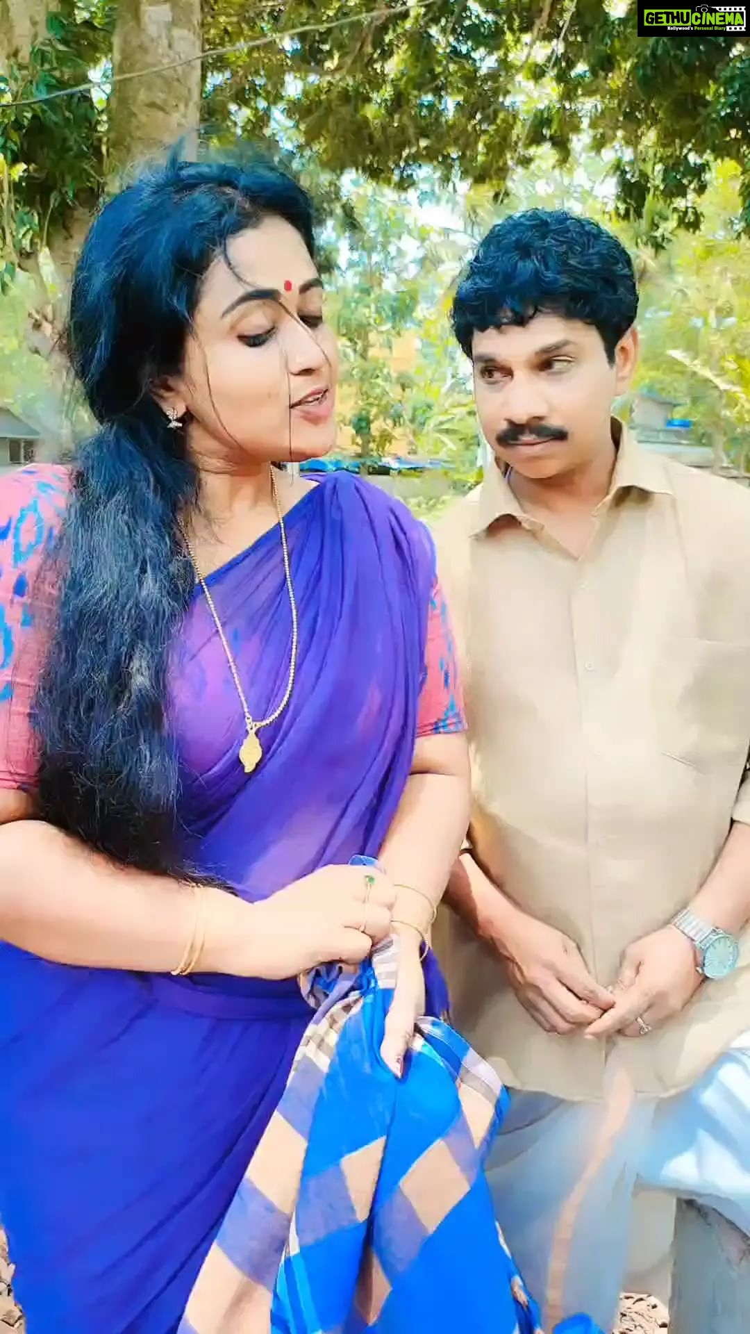 Manju Pathrose - 9.9K Likes - എൻ്റെ മമ്മൂട്ടി എൻ്റെ സുകുവെട്ടൻ തന്നെ... മലയാളികൾ ഏറ്റവും കൂടുതൽ ആസ്വദിച്ച സിനിമകളിൽ ഒന്ന്.. തലയിണ മന്ത്രം ❣️❣️
#mammootty #urvashi #vinodkovoor #manjupathrose #comedy #comedyvideos #1 #100likes #1kfollowers #1k