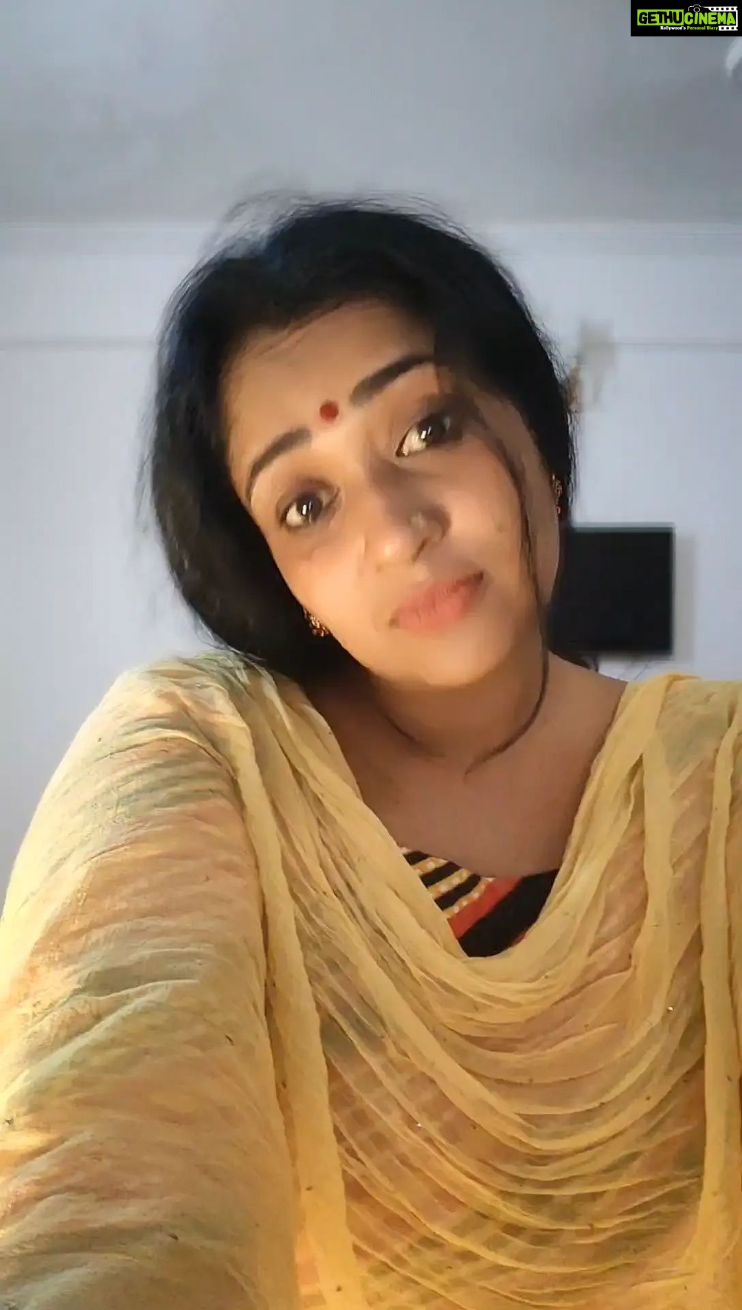 Manju Pathrose Instagram - ഹായ് എല്ലാവർക്കും സുഖമല്ലേ 🥰🥰🥰