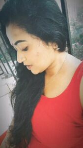 Manju Pathrose Instagram - ആദ്യമായെൻൻ കവിളിൽ...🙈🙈🙈🙈🙈