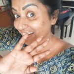 Manju Pathrose Instagram - അപ്പോ ടാറ്റാ ബൈ ബൈ... രാവിലെ പണിക്ക് പോയിട്ട് വരാം... എല്ലാവരും പോകുവല്ലെ...🤗🤗🤗