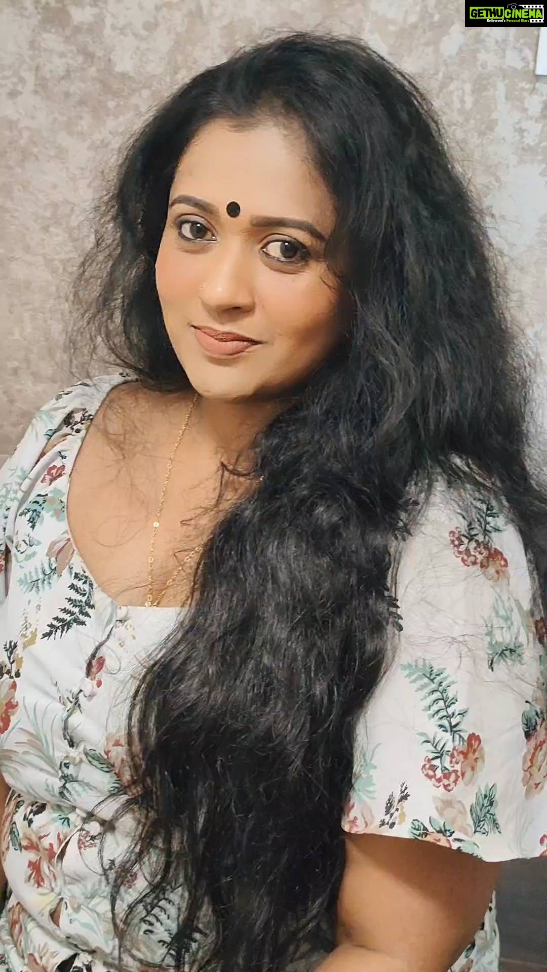Manju Pathrose - 36.8K Likes - Vaai pesidum pullaanguzhal
Nee thaan oru poovin madal😌
Video credits @__reshma__r__nair__
#newone❤️ #newpost #newreels #video #viralvideos #instagram #instadaily #instagood #instagram #instamood #videoftheday #newone