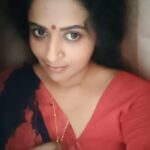 Manju Pathrose Instagram - Kavithai kottuthe un kankalil....💕💕💕