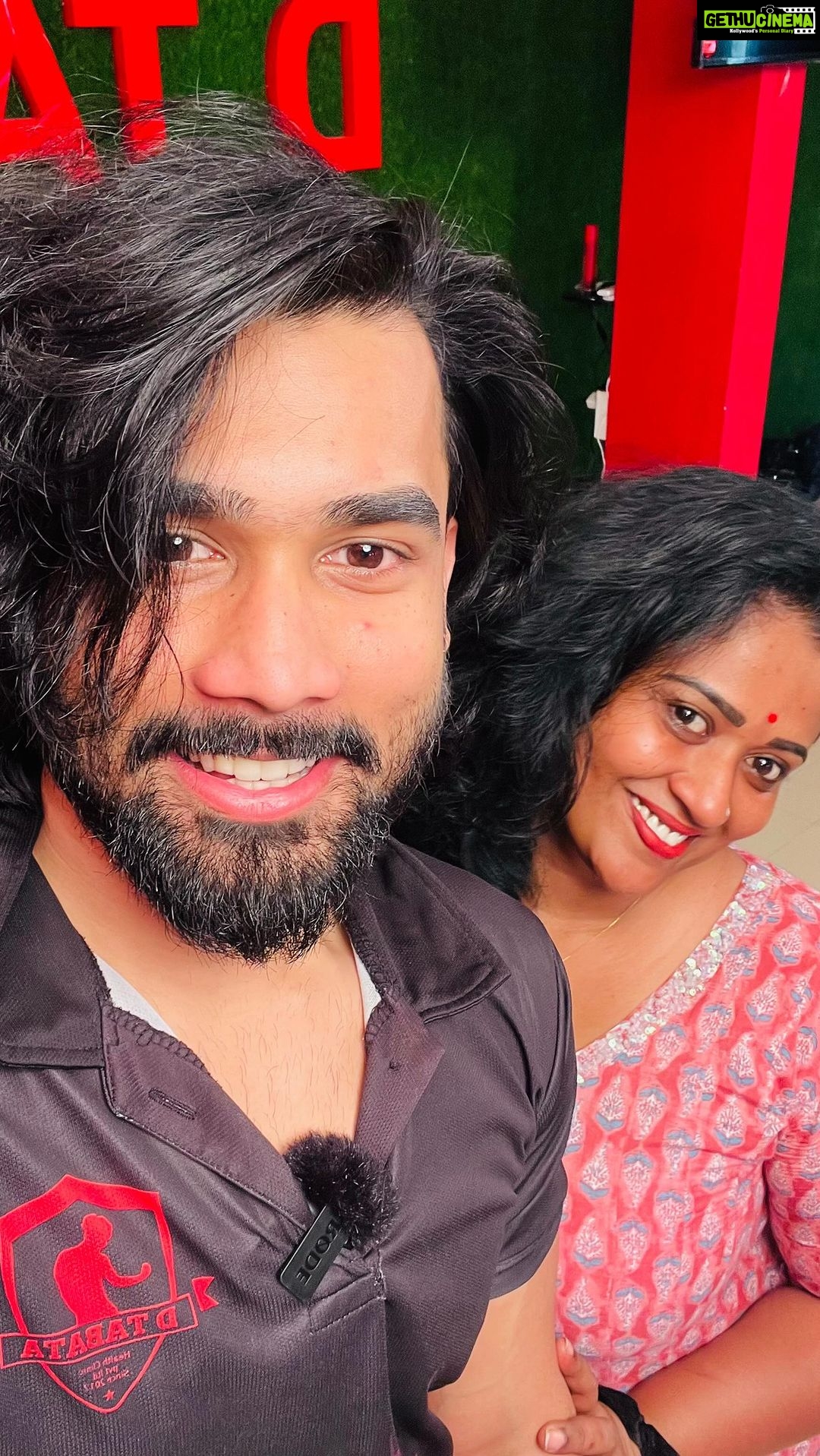 Manju Pathrose - 26.7K Likes - 999 k views 🥵 *Manju ചേച്ചി 20
കിലോ കുറച്ചേ..💪
യാദൃശ്ഛികമായി കണ്ടതാണെന്നറിയാം സാരമില്ല! *കണ്ണടച്ചു വിശ്വസിക്കാം* ഒരു മാസംകൊണ്ട് 5കിലോ കുറക്കാം, DTABATA യുണ്ട് നിങ്ങളുടെ കൂടെ, നിങ്ങളുടെ body healthy ആയി വയ്ക്കാൻ,
*അപ്പൊ എങ്ങനെയാ ഒരു കൈ നോക്കിയാലോ*.....
📞9809570293
#wellness #photography #bhfyp #yoga #fitnessgirl #life #goals #nutrition #photooftheday #happy #cardio #inspiration #strong #instafit #fitnessaddict #fitspo #strength #beauty #running #beautiful #o #healthyfood #style #picoftheday #abs #diet #workoutmotivation #sports #fitlife #boxing