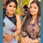 Manjula Paritala Instagram - #bloopers 😂 @paritala_manjula_official 💋 #eyeblink #eyeblinkingchallenge #pooja #poojaduruganna #manjulaparitala #manjulanirupam #blooper