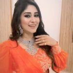 Manjula Paritala Instagram - #Dekhona #siggunikodhigasidekinetta 💕💕 #semidraped saree @pinkpetalsdesignhouse