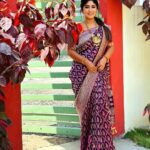 Manjula Paritala Instagram – #purplelove ♥️

#saree @sareesbyrenubindu 
#blouse @shilpareddy_couture