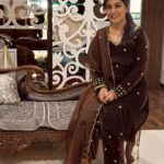 Manjula Paritala Instagram - #all abt Sankranthi #sankrantispecial #sankranthisambaralu #ethnicwear #velvetdress #maggamwork #velvetdress @wardrobe.talks