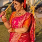 Manjula Paritala Instagram - #Happy Sankranthi 🪁 #banarassaree @banaras_gallery_hyd