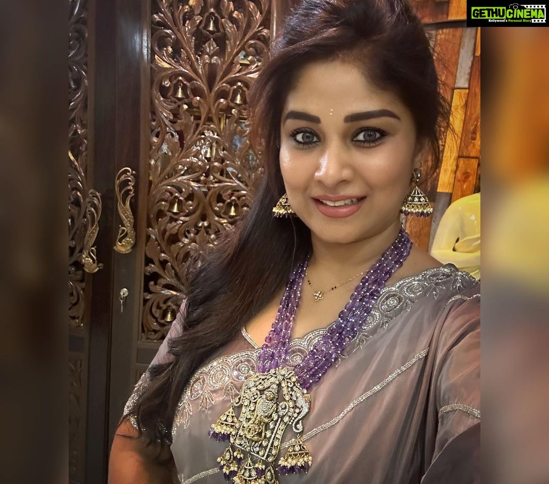 Manjula Paritala Instagram - #your Jewelry introduces u before u even speak ❤️💕 #victorianjewellery @vadhuvucollectionseluru