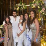 Meera Deosthale Instagram - @vinnyaroradhoopar @dheerajdhoopar congratulations❤️ the preetiest mommy to be and handsome daddy to be , may god bless you both with all the love and joy coming in the form of baby Dhoopar 💗💗 can’t wait for the munchkin to come 🤗🤗🧿🧿
