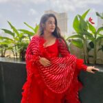 Meera Deosthale Instagram - It’s feels like love ❤️ Dress by @threadnbutton