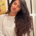 Meera Deosthale Instagram – The in -between candids when I was trying to actually click for the gram 😋🤓😘