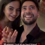 Meera Deosthale Instagram – Hey bestie 🙋🏼‍♂️😝
.
Tag your best friend 😂
#reelitfeelit #parasarora #meeradeosthale