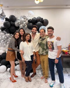 Meera Deosthale Instagram - 16.11.2021 ♥️🌟🧿