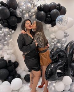 Meera Deosthale Instagram - 16.11.2021 ♥️🌟🧿