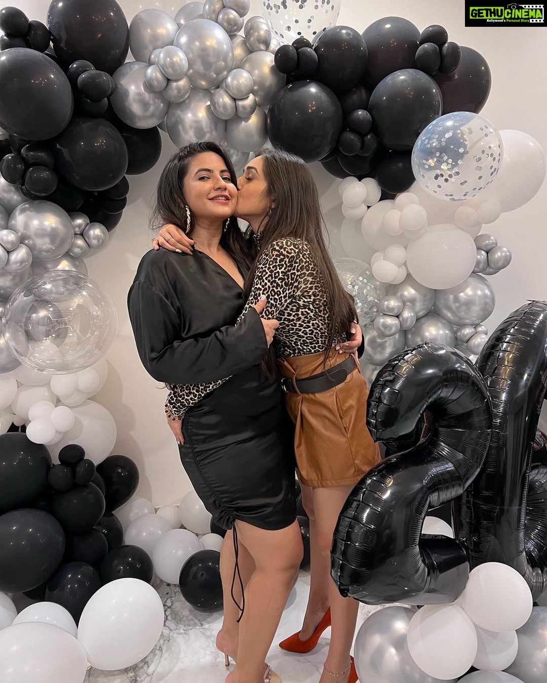 Meera Deosthale - 57.4K Likes - 16.11.2021 ♥️🌟🧿