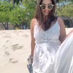 Meera Deosthale Instagram – Lailaaaaaa lailaaaaa khaab tu hai pehla…. 

#instareels