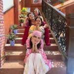 Meera Deosthale Instagram - The ladies of the Khurrana household say Hello! 🙋🏻‍♀️🫰🏼💖 #KajuAlmostThere . . . #KeepUpWithKaju #onset #gudsemeethaishq #love #ladies #starbharat #photooftheday #instagood #happy #girlpower #actors