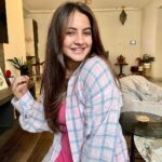 Meera Deosthale Instagram – Definitely cute and I won’t delete it later 😛💕

#nofilter