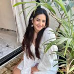 Meera Deosthale Instagram - Hello there, Miss me? 🥰