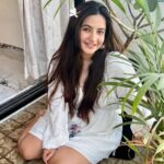 Meera Deosthale Instagram - Hello there, Miss me? 🥰