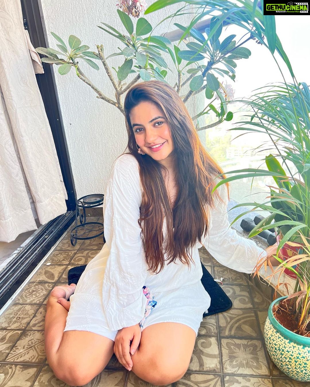 Meera Deosthale - 13.5K Likes - Hello there, Miss me? 🥰