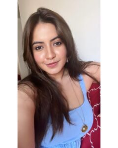 Meera Deosthale Instagram - Day 364/ 365💙💙💙💙