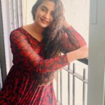 Meera Deosthale Instagram - Always remember, you’ve got something that they don’t! 😎
