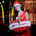 Megha Mathew Instagram - 📷 @sigin_joy Happy Christmas 🎄 #happychristmas #happytime #santaclaus #christmastree #christmastime #allthingchristmas #holidayseason #christmas. Kottayam