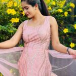 Megha Mathew Instagram - Happy new year 🤩 👗 @jittasiju @mulberry_konni @drape_studio_jitta #happy #happynewyear #firstposts #2023 #perfect #instalike. Changanacherry