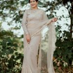 Megha Mathew Instagram - 🤍🤍🤍 📷 @jinu___jk @jk_storiesss 👗 @glowthedesignerhub #saree #sareelove #sareefashion #sareedraping #sareelover.