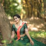 Megha Mathew Instagram - 📷 @v2n.photography 👗 @the_drape_studio @jittasiju Makeup @remyamakeupartisty #kerala🌴 #green #traditional #halfsaree #instafashion #instagram #fashionstyle.