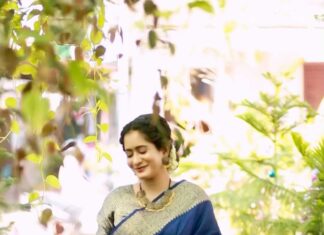 Megha Mathew Instagram - Saree @varnudais 💄 @bindumohandas9 #saree #loveislove #sareefashion #kerela #instadaily #instalike #sareefashion #sareelover #sareestyle.