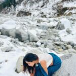 Megha Mathew Instagram - 🌨🌨🌨#saree #loveislove #sareelove #snowfall #happy #peaceofmind #freezing #himachal. @drape_studio_jitta. Himachal Pradesh
