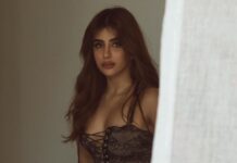Miesha Saakshi Iyer Instagram - Oh, such a fine collection of stranger things 🤌🏻 Mumbai, Maharashtra