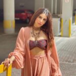 Miesha Saakshi Iyer Instagram - Dubai Vibes 🔆 . . . . . Coord set @closet.hues #dubai #dubailife #dubaifashion #dubailifestyle #dubai🇦🇪 #dubaivibes #uae #ootd #fashion #style #dubaiinstagram #dubaistyle #photography #photoshoot #closethues #miesha #mieshaiyer #grateful #gratitude #thankyouforeverything 🧿💫