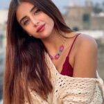 Miesha Saakshi Iyer Instagram - Winter Feels 🌺 . . . #nofilter #winter #winterfeels #miesha #mieshaiyer #grateful #gratitude #thankyouforeverything ✨❤️