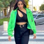 Miesha Saakshi Iyer Instagram - Dubai ✨ . . . . . Jacket @pankhclothing Denim @hersheinbox #dubai #dubailife #dubaiphotoshoot #look #ootd #fashion #style #streetstyle #lookoftheday #streetphotography #miesha #mieshaiyer #grateful #gratitude #thankyouforeverything 🧿✨