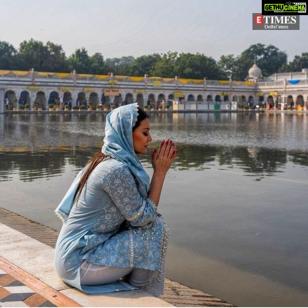 Minissha Lamba Instagram - Happy Gurpurab! Thank you @delhi.times for making this day special for me !