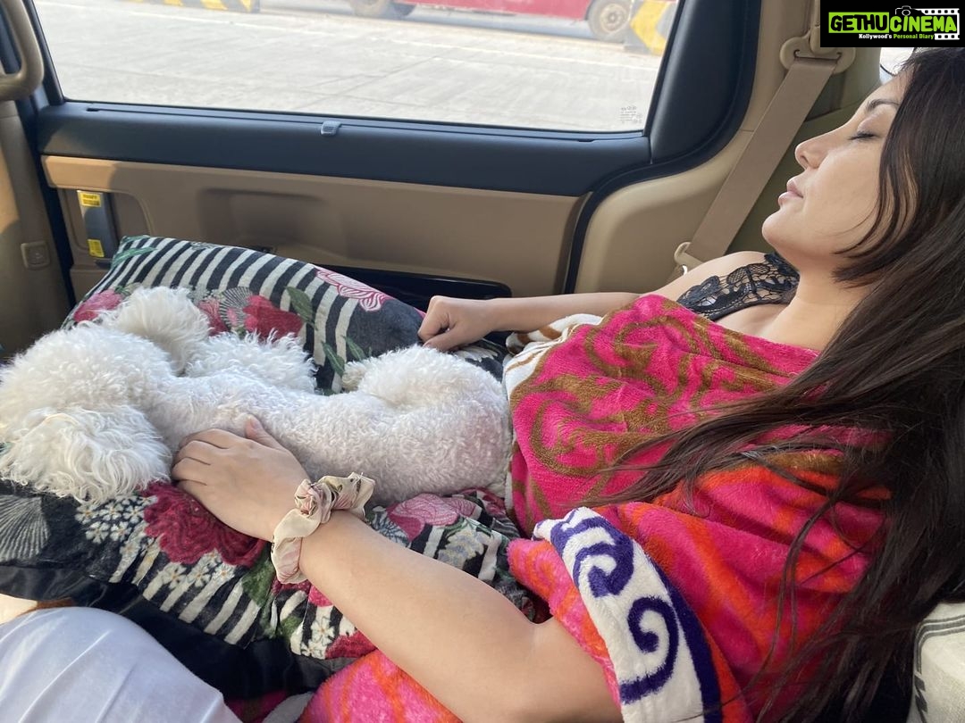 Minissha Lamba Instagram - First Class travel for Kiki Mumbai, Maharashtra