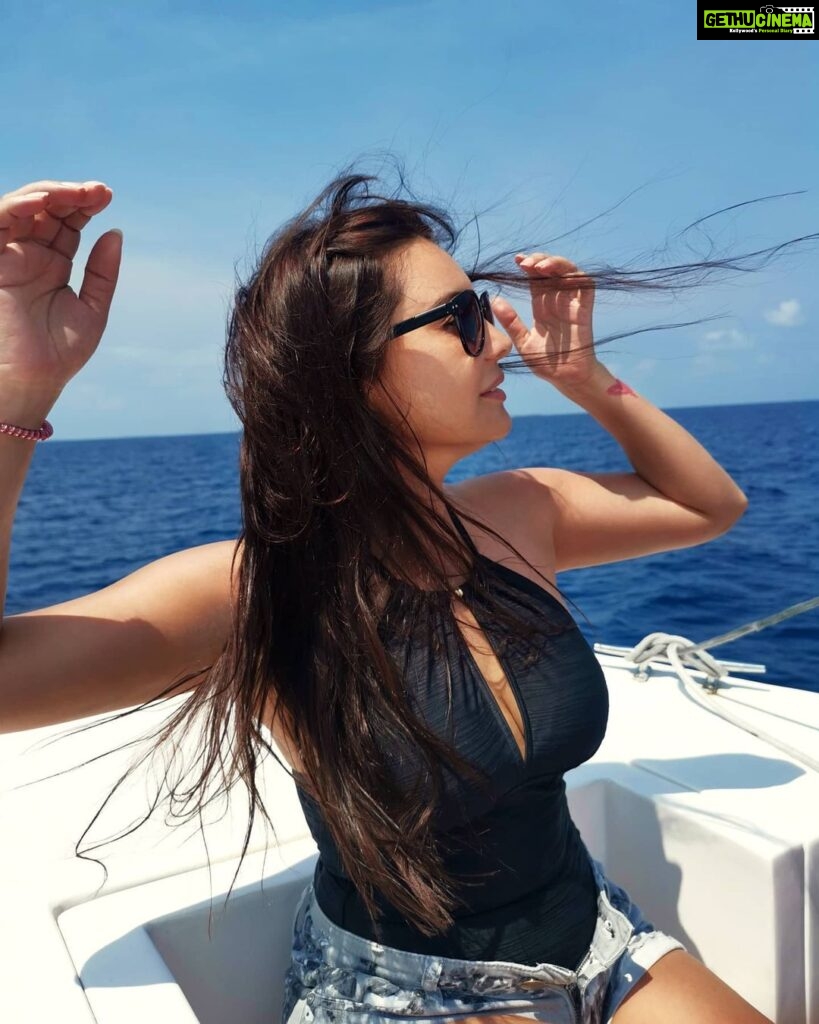 Minissha Lamba Instagram - An In-Between Shot that I ended up loving... . . . . . . . . #summertime #boat #ocean #moodoftheday