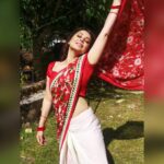 Minissha Lamba Instagram - Zaraa Tasveer se Tu.. Nikal ke Saamne Aa.. Meri Meheboobaaaa ❤️❤️❤️❤️ Dehradun - The Happening City