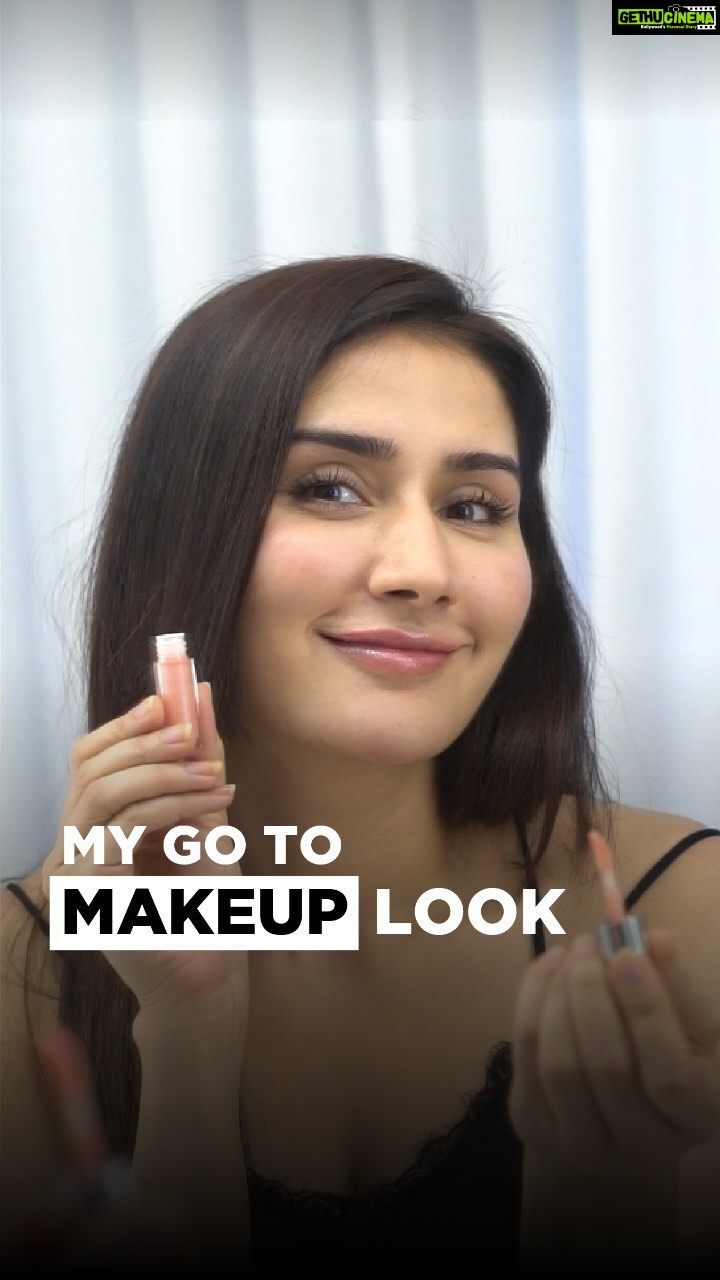 Monica Sharma Instagram - Here’s my 1st easy breezy go to makeup look! ✅ Yaas.. No liner, No eyeshadows, No powder (or minimal, if needed)! Remember Less is More. 🥰 . . . . 📸- @harshalshah95 Hair- @amuthevar @tgbtroop . . . . #reels #reelsinstagram #reelsindia #reelsvideo #reel #réel #luxury #fashionreel #stylefashion #stylereels #makeupvideos #trendingreels #instafashion #reelkarofeelkaro #glam #glamour #glammakeup #makeupreels #reelitfeelit #luxurylifestyle #reelvideo #makeupreels #makeuptutorial #makeuptransformation #makeup #tutorial #lessismore #collaboration #brand #branding Mumbai, Maharashtra