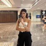 Monica Sharma Instagram - 🎶 . . . . . #love Nsci Dome Worli
